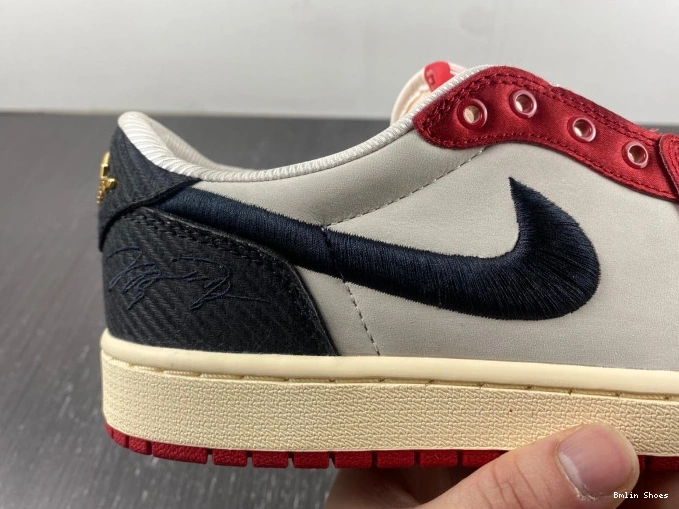 Bmlin Shoes Away 1 Low OG Air Trophy FN0432-100 Room x Jordan 0715